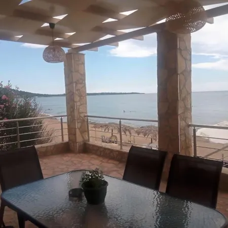 Maritinas Stone House & On The