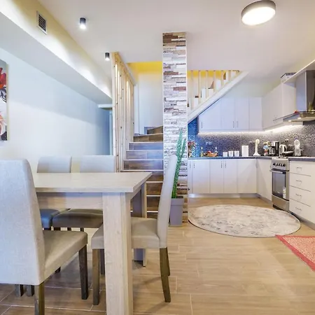 Appartement Maritinas Stone House & On The Katakolo
